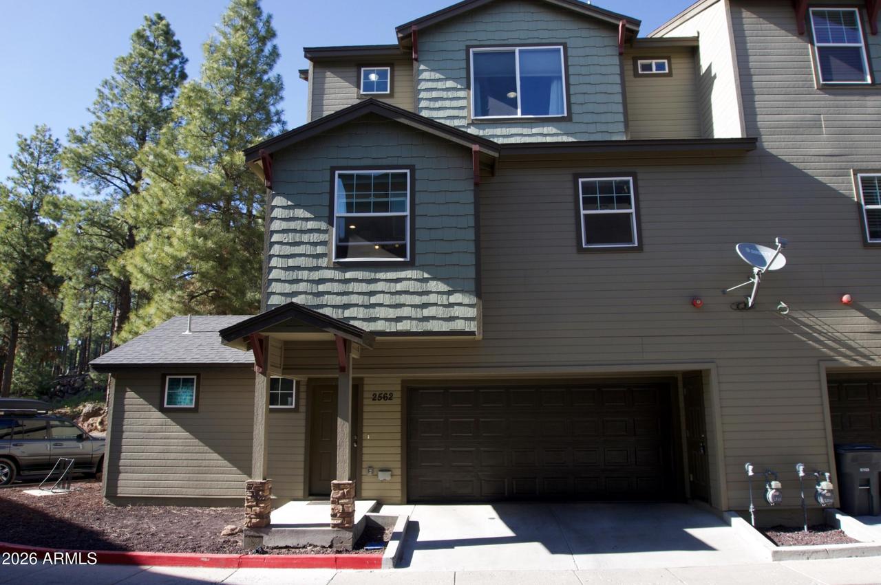 2562 W Cripple Creek Dr., Flagstaff, AZ 86001