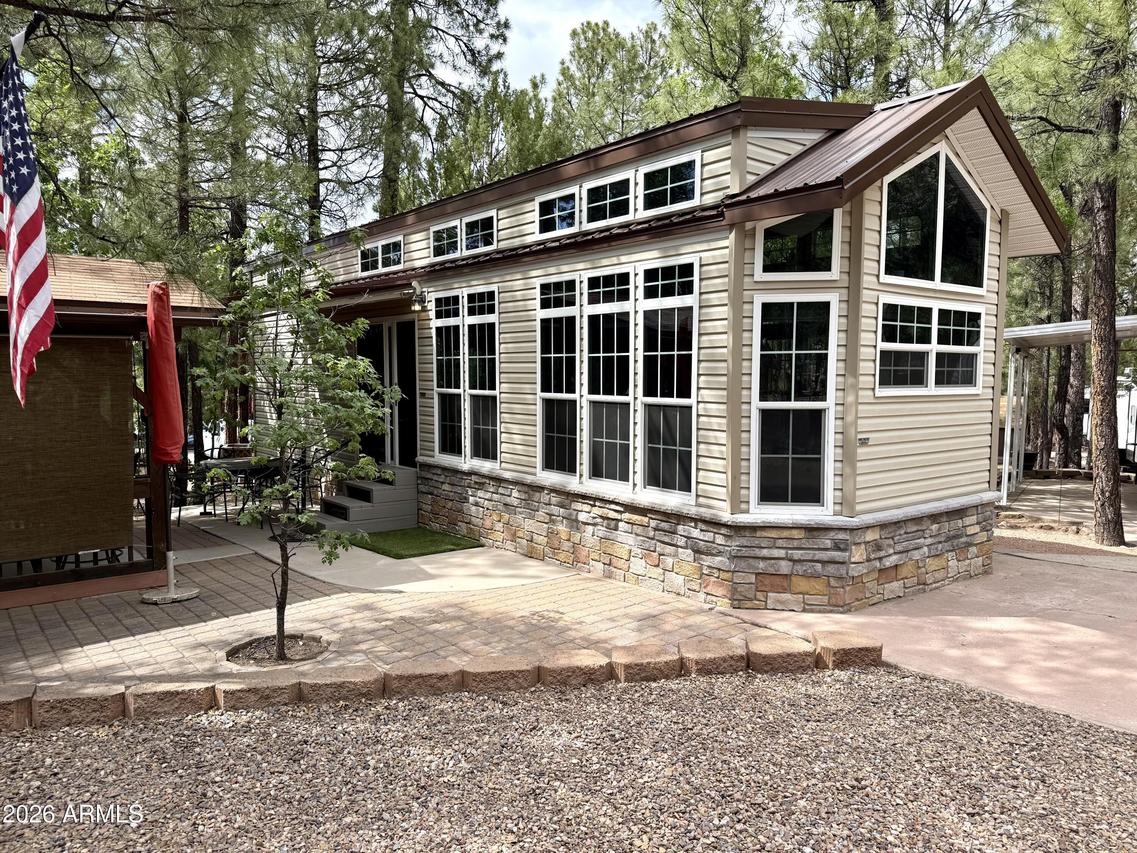 2240 E Tender Foot Tr., Show Low, AZ 85901