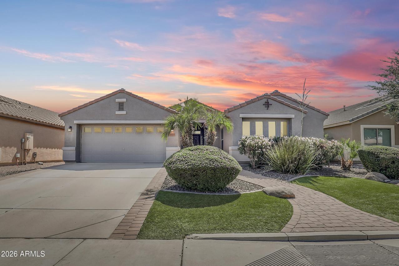 38333 N Carolina Ave., San Tan Valley, AZ 85140