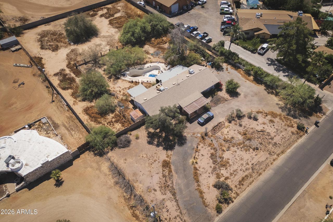 16617 N 43rd St., Phoenix, AZ 85032