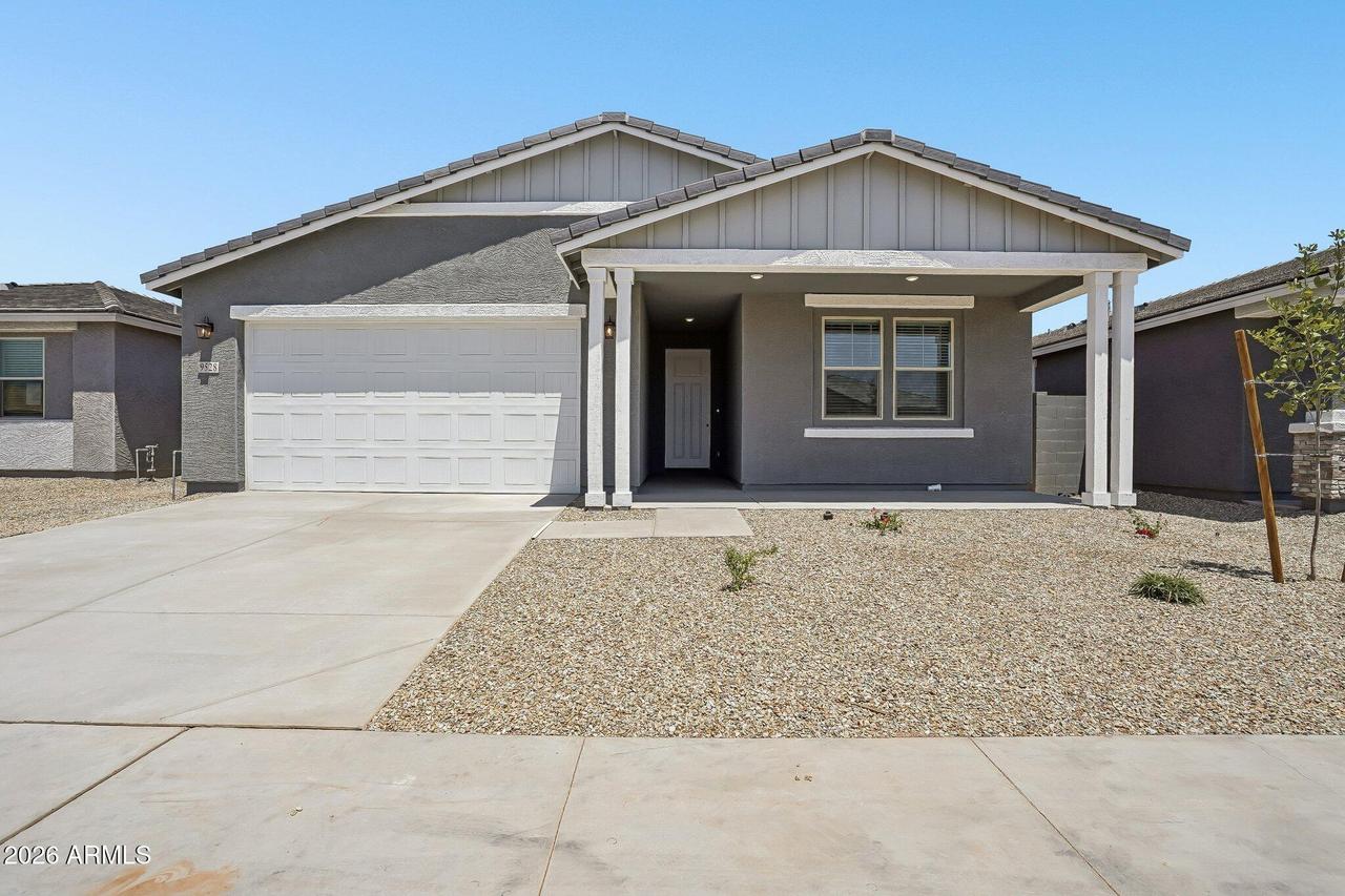9528 W Gaby Rd., Tolleson, AZ 85353