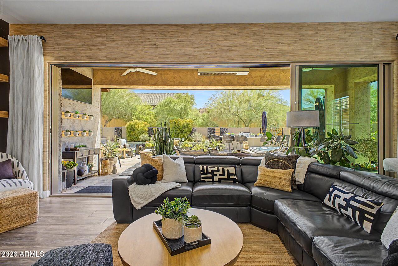1807 N Bernard Cir., Mesa, AZ 85207