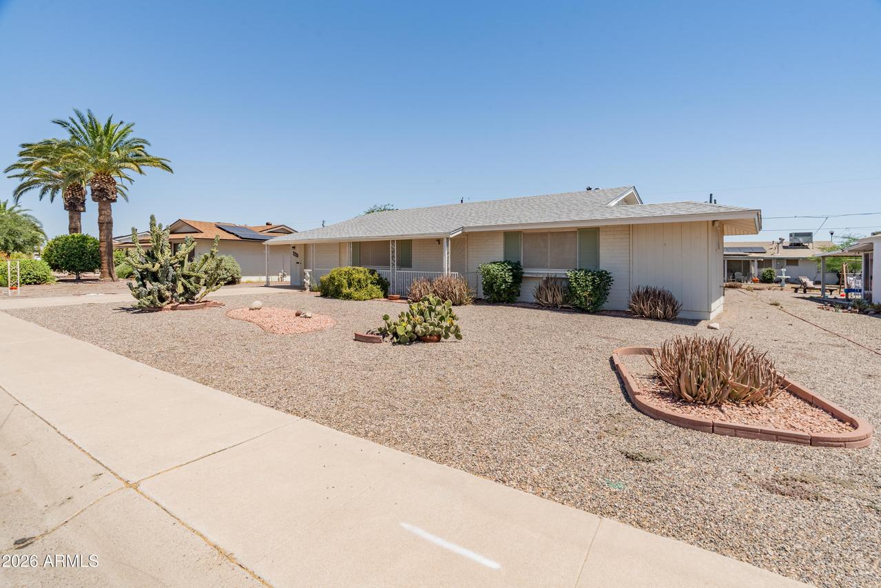 11002 W Connecticut Ave., Sun City, AZ 85351