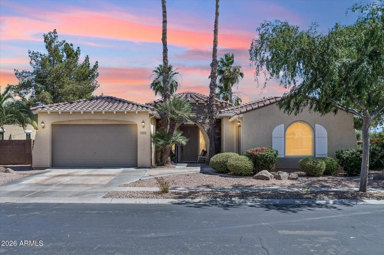 837 E Torrey Pines Pl., Chandler, AZ 85249