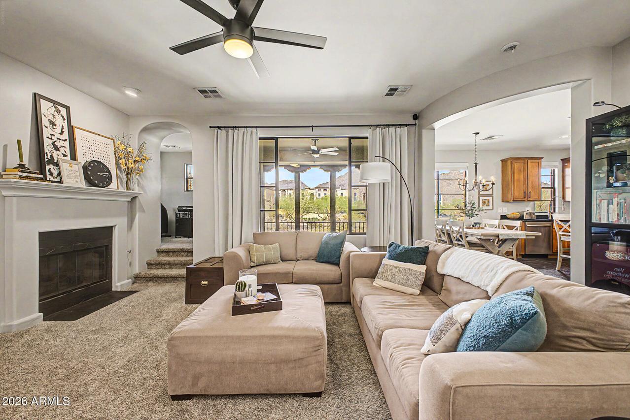 18650 N Thompson Peak Pkwy. #2042, Scottsdale, AZ 85255