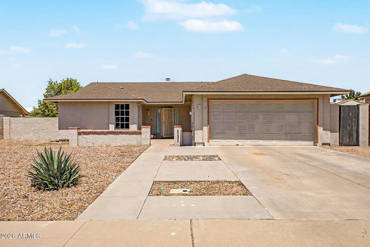 6032 E Ivy St., Mesa, AZ 85205