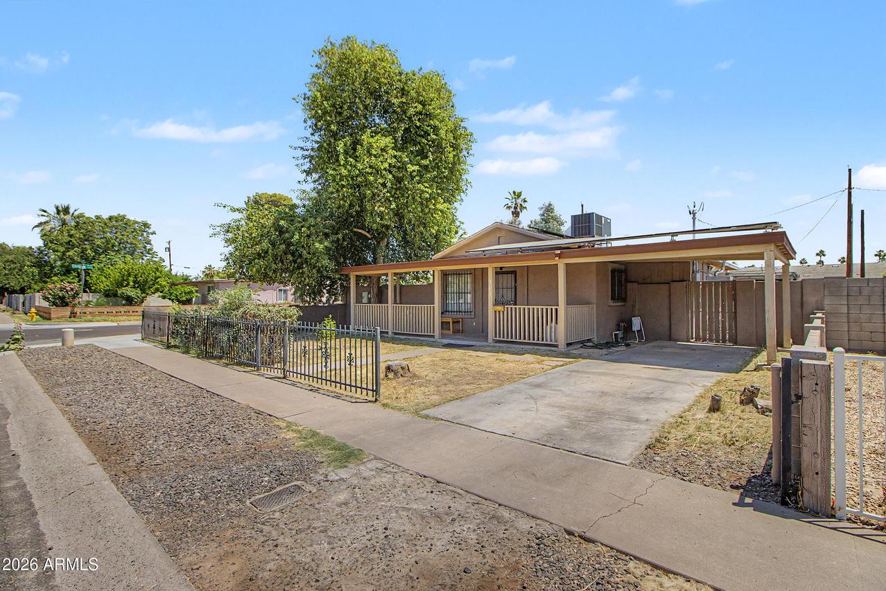 7319 N 54th Ave., Glendale, AZ 85301