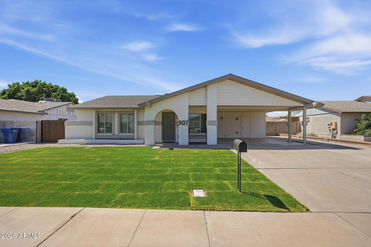 907 W Straford Dr., Chandler, AZ 85225