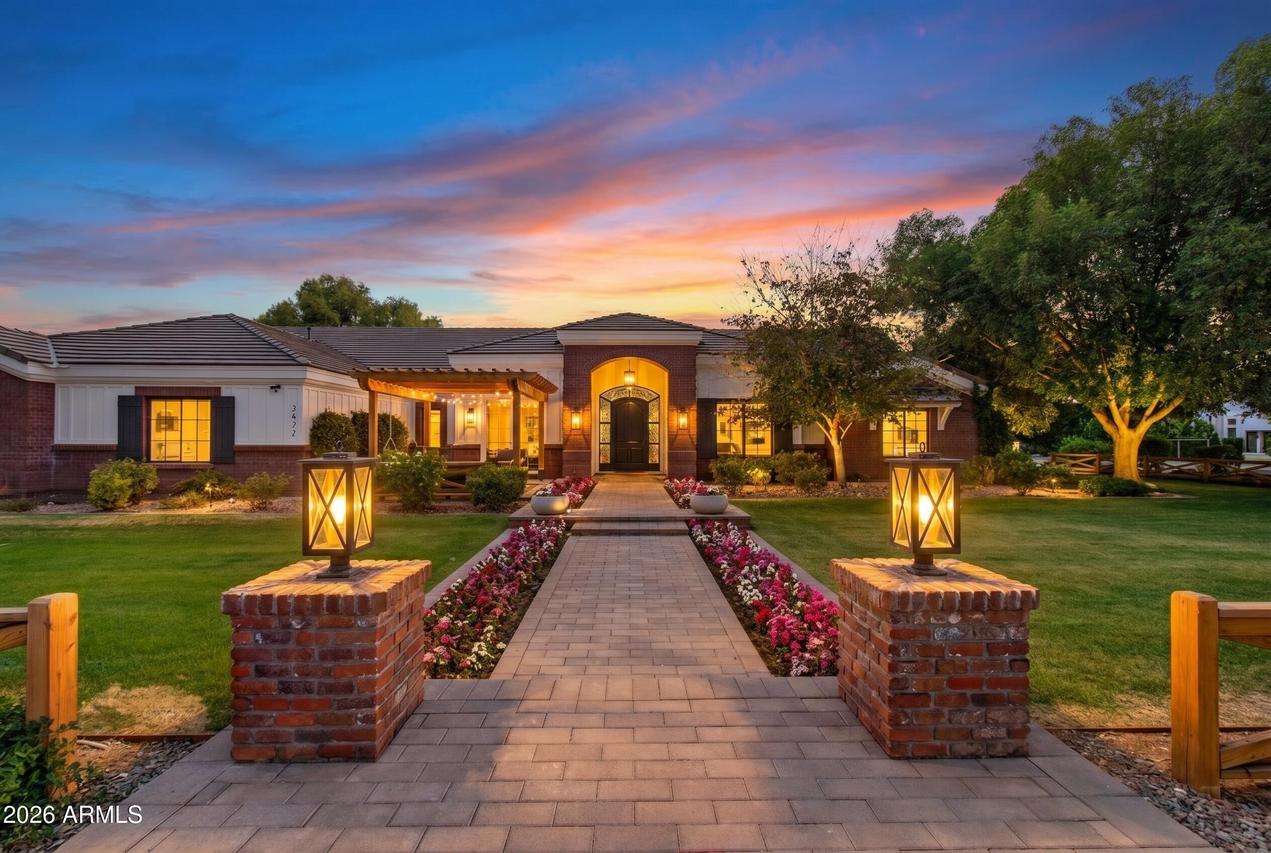2677 E Queen Creek Rd., Gilbert, AZ 85297