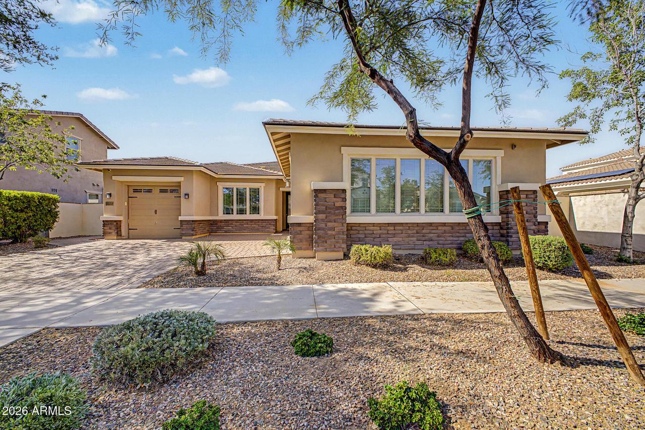10614 E Lincoln Ave., Mesa, AZ 85212