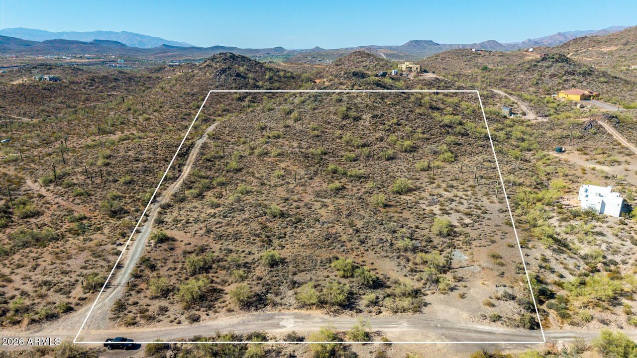 - W Jenny Lin Rd., New River, AZ 85087