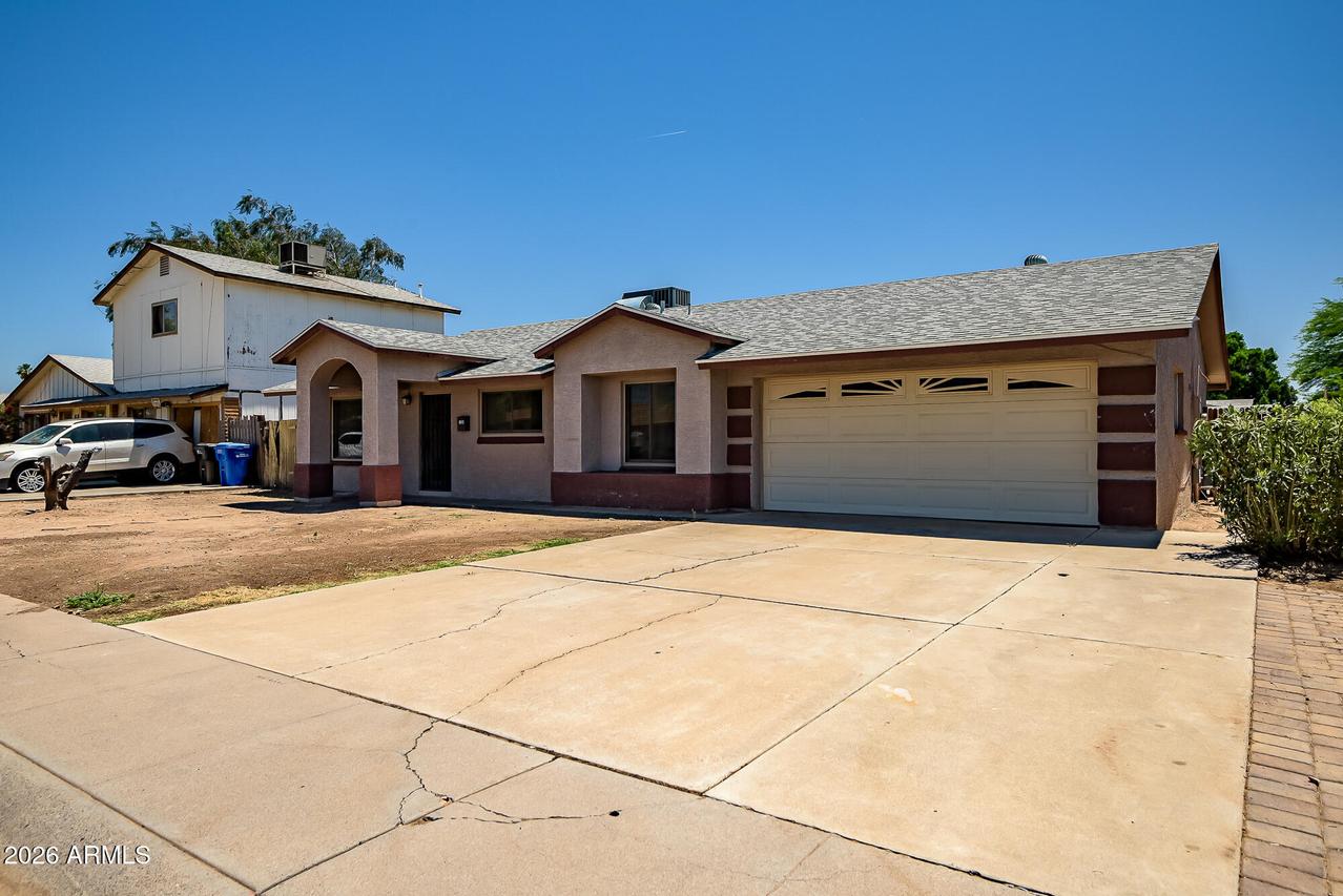 8813 W Turney Ave., Phoenix, AZ 85037
