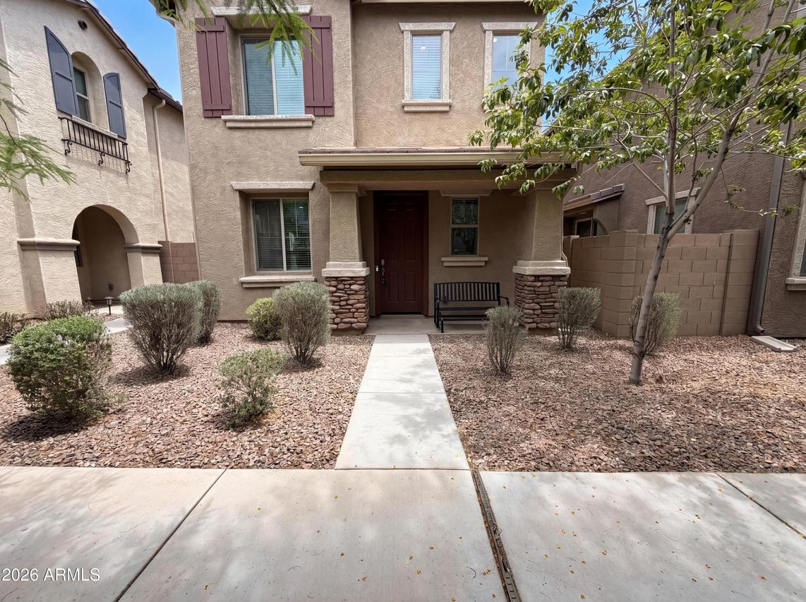 5728 W Raymond St., Phoenix, AZ 85043