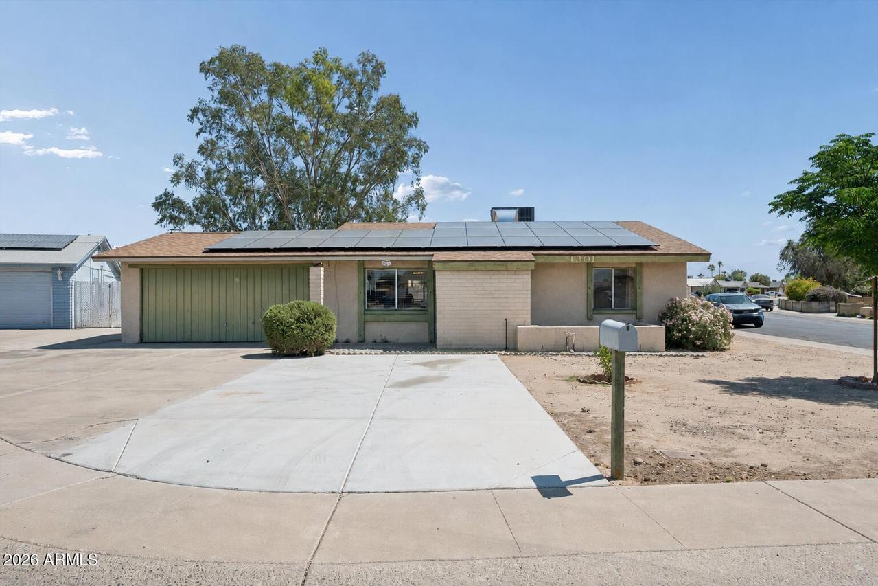 4301 N 80th Ln., Phoenix, AZ 85033