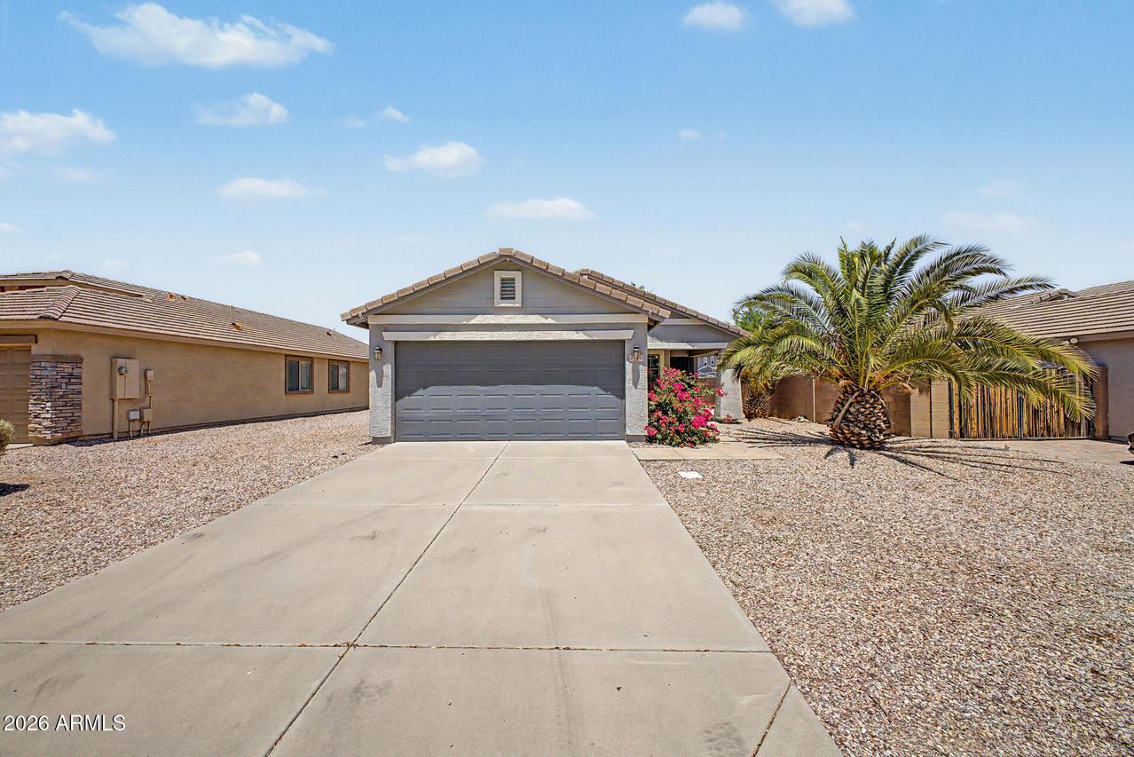 2488 W Sawtooth Way, San Tan Valley, AZ 85144