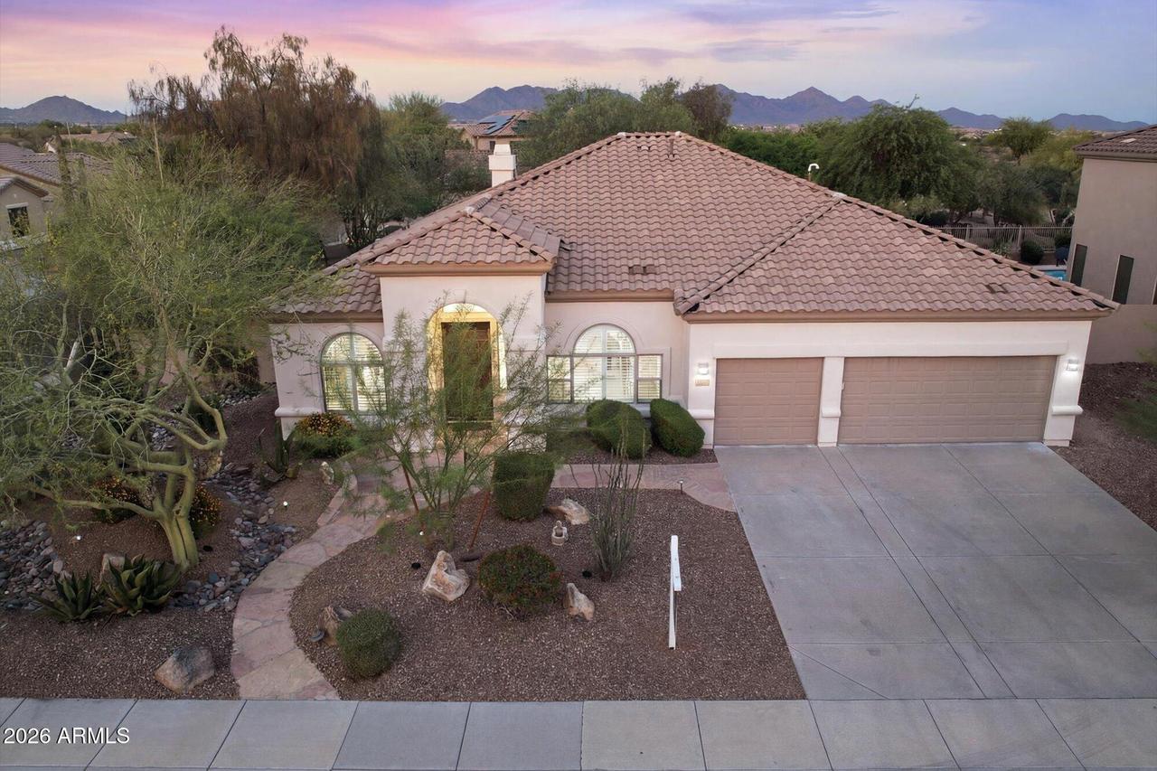 5571 E Via Montoya Dr., Phoenix, AZ 85054