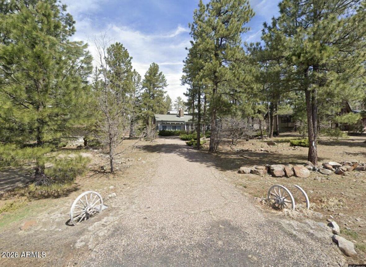 700 E Crestline Rd., Munds Park, AZ 86017