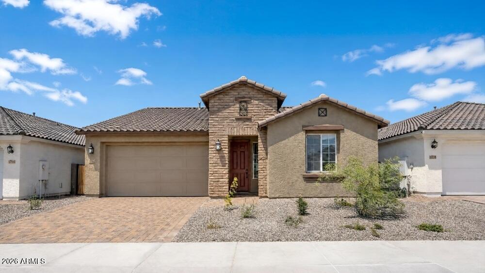 10162 W Crittenden Ln., Avondale, AZ 85392