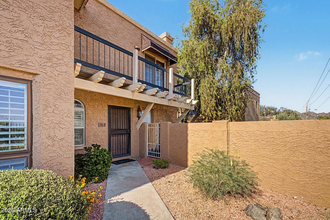 735 E North Ln. #2, Phoenix, AZ 85020