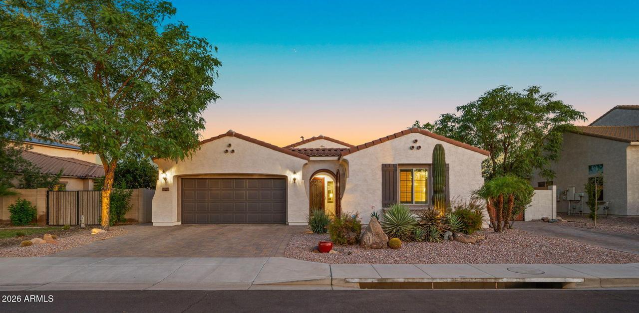 9277 W Buckhorn Tr., Peoria, AZ 85383