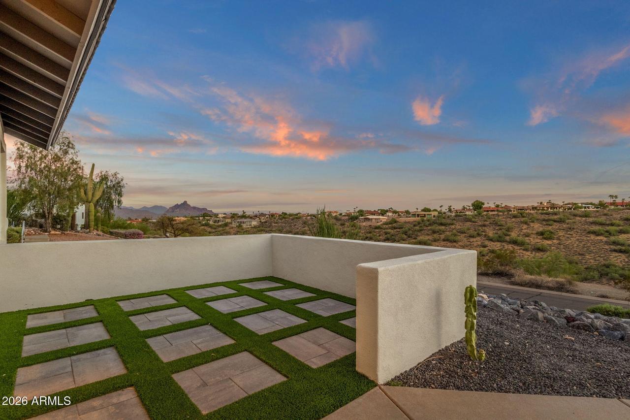 15520 E Sunburst Dr., Fountain Hills, AZ 85268