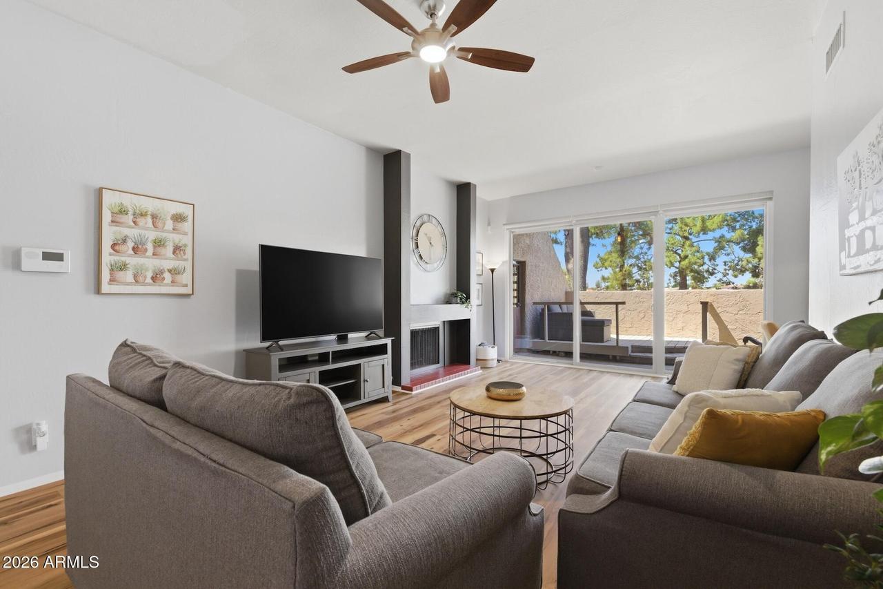 1201 E Northshore Dr. #125, Tempe, AZ 85283