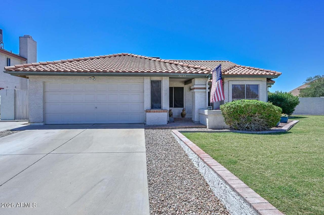 7637 W Dreyfus Dr., Peoria, AZ 85381