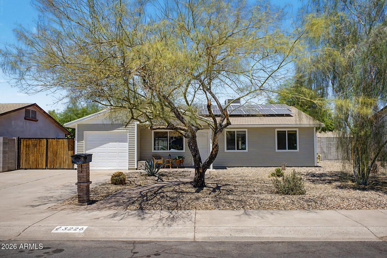 3226 W Michelle Dr., Phoenix, AZ 85053