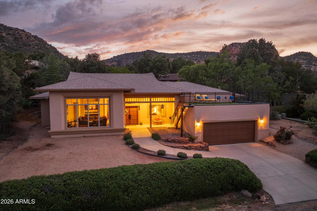 325 Montazona Tr., Sedona, AZ 86351