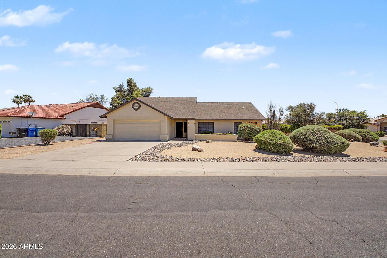 15007 N 43rd St., Phoenix, AZ 85032