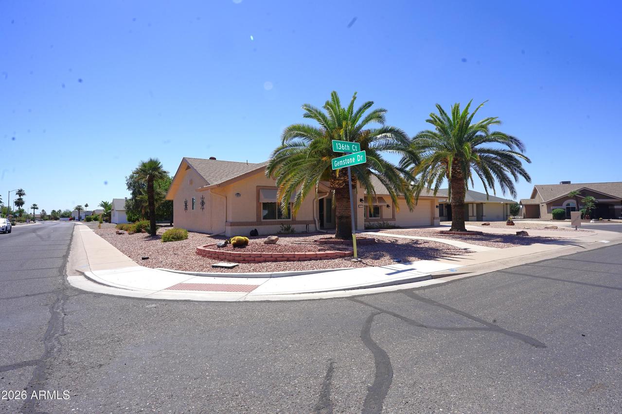 17819 N 136th Ct., Sun City West, AZ 85375