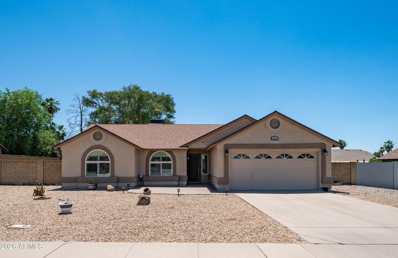 6737 E Ingram St., Mesa, AZ 85205