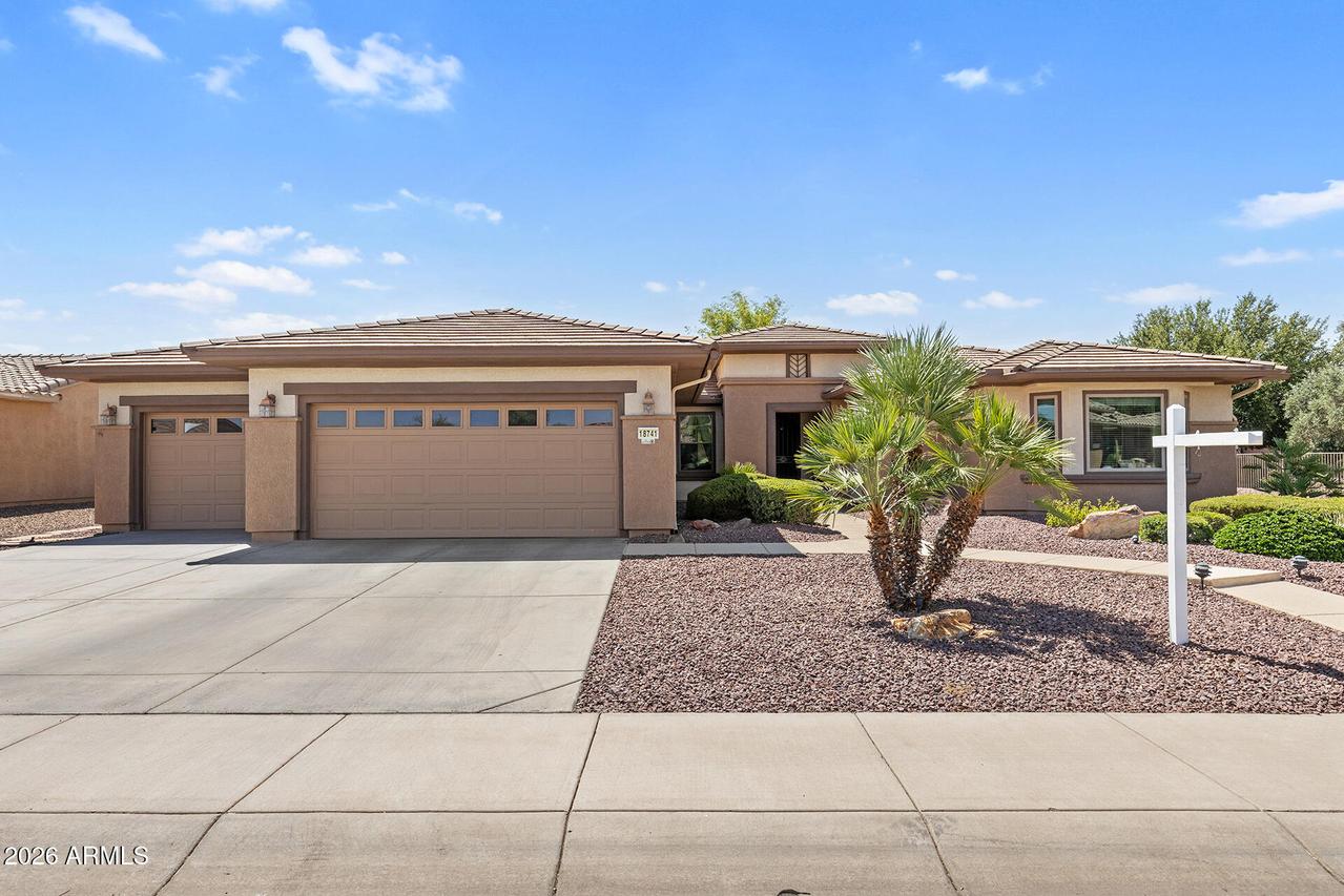 18741 N Cactus Flower Way, Surprise, AZ 85387