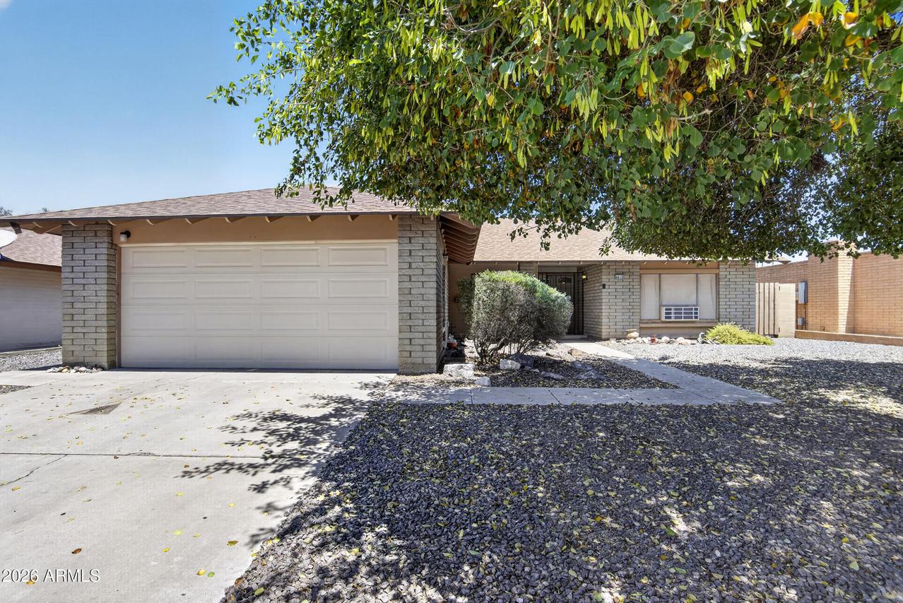 4610 W Laurie Ln., Glendale, AZ 85302