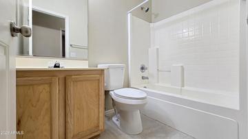 10554 W Louise Dr., Peoria, AZ 85383