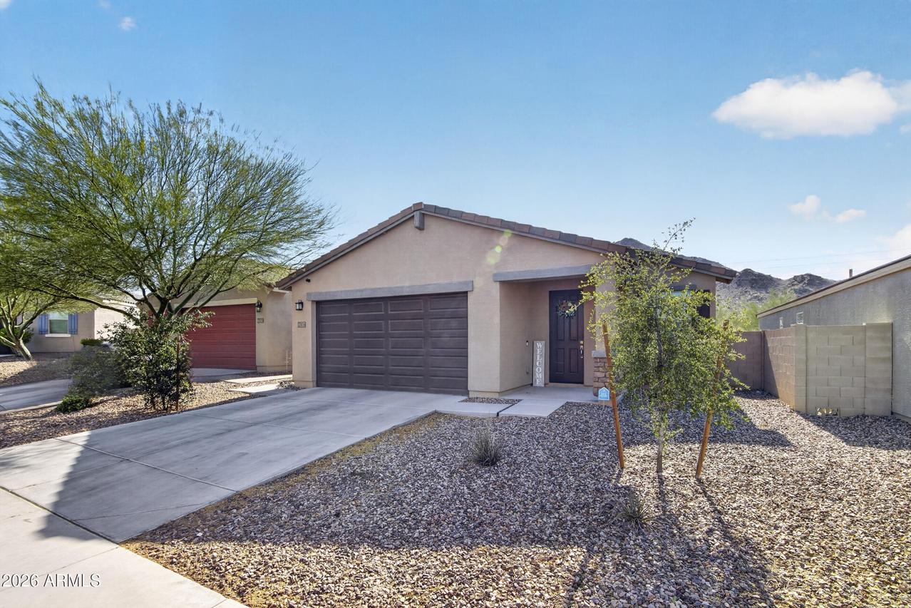 33836 N Beeblossom Tr., San Tan Valley, AZ 85144