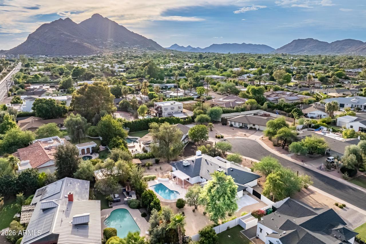 6915 E Pasadena Ave., Paradise Valley, AZ 85253