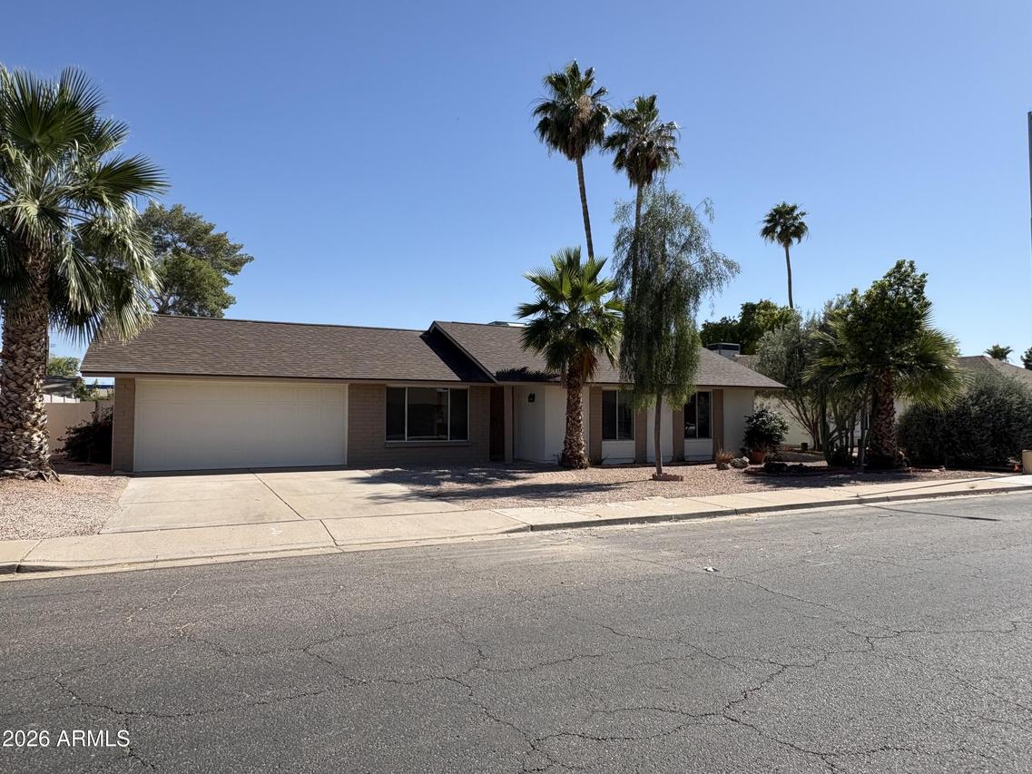 1521 W Nopal Ave., Mesa, AZ 85202