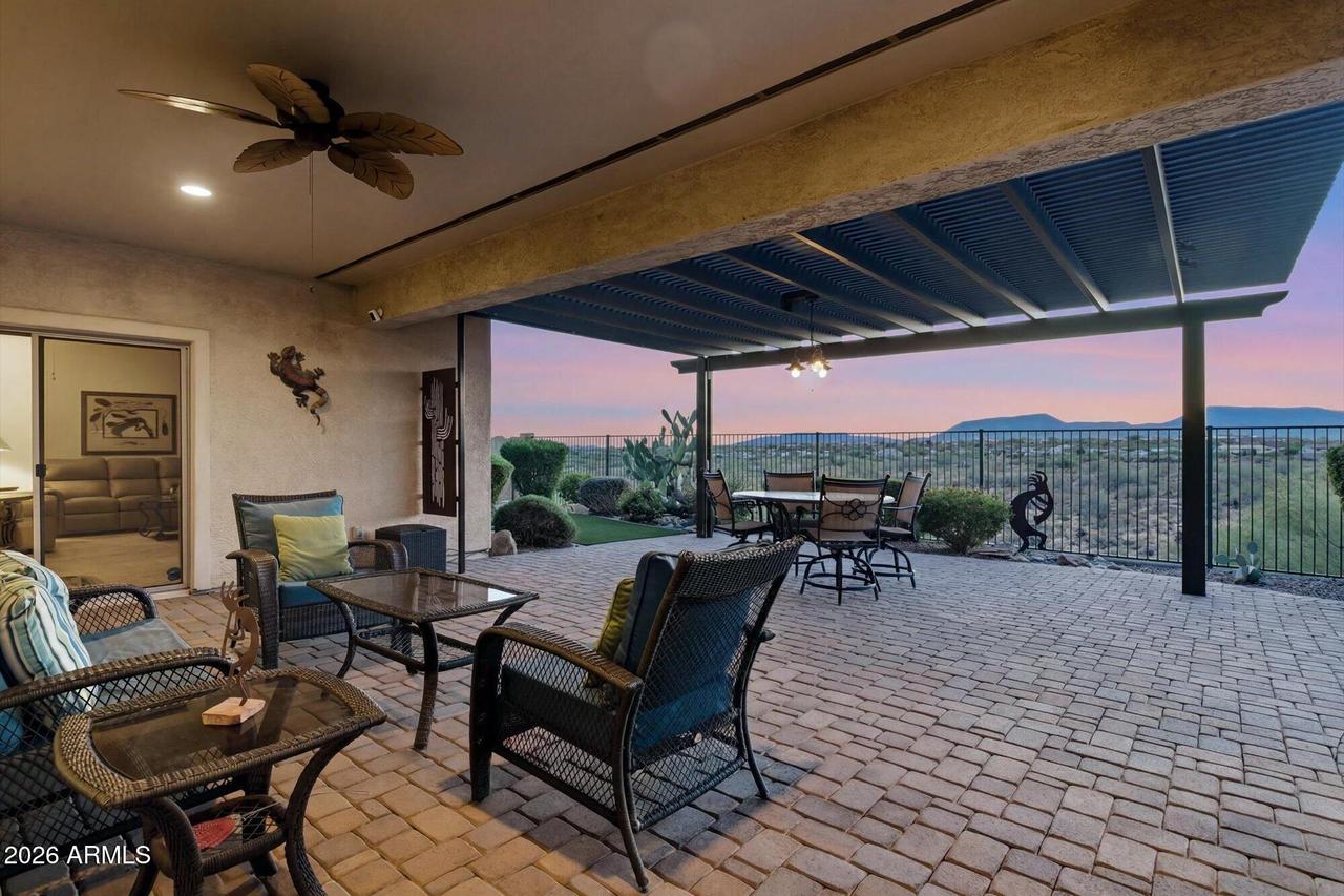 43908 N 44th Ln., New River, AZ 85087