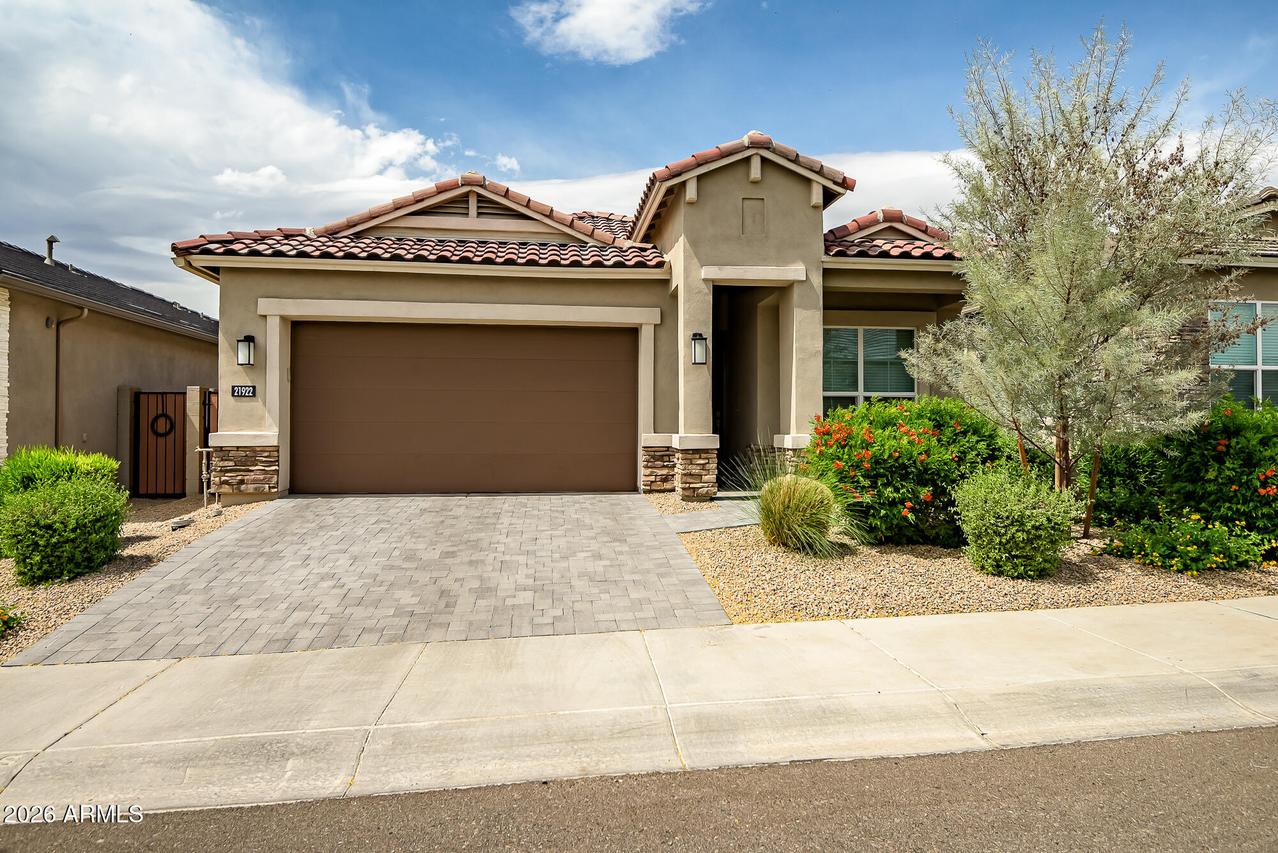 21922 N 61st Way, Phoenix, AZ 85054