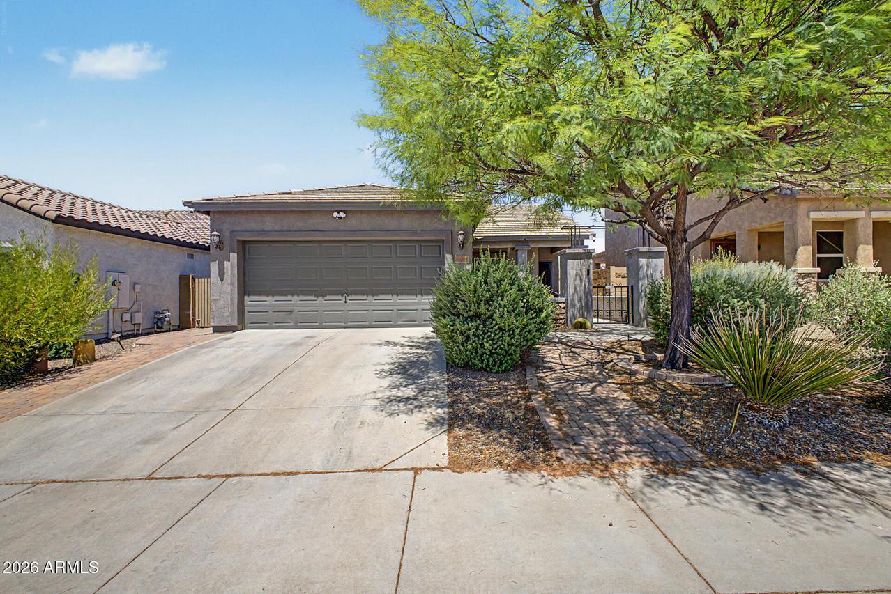 1652 W Straight Arrow Ln., Phoenix, AZ 85085