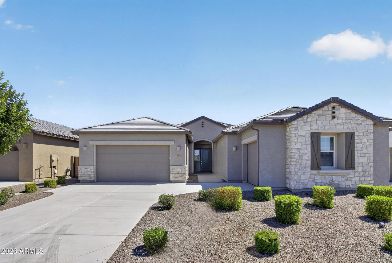 2975 E Barrel Race Rd., San Tan Valley, AZ 85140