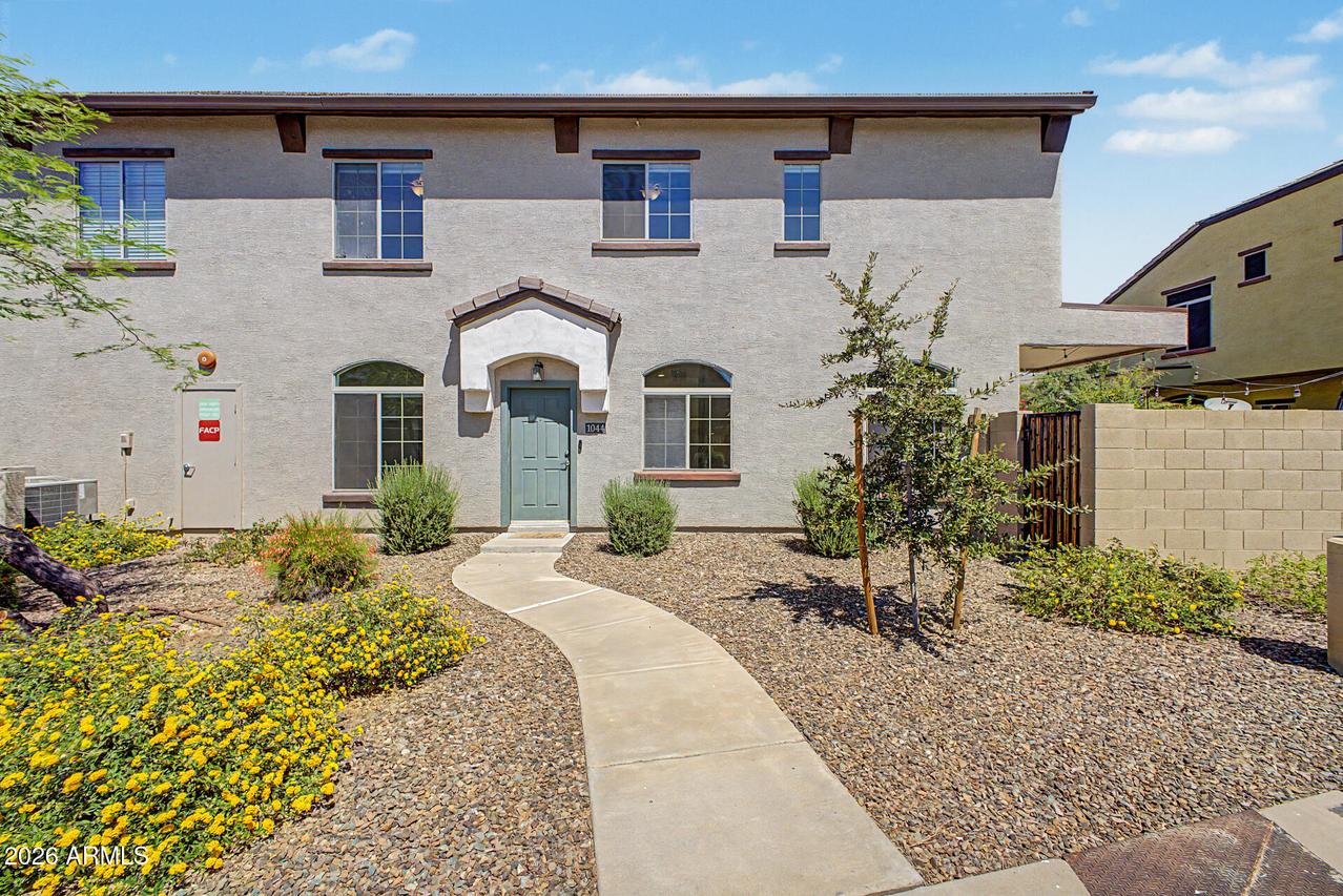 2725 E Mine Creek Rd. #1044, Phoenix, AZ 85024