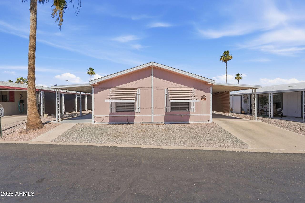 53 N Mountain Rd. #38, Apache Junction, AZ 85120