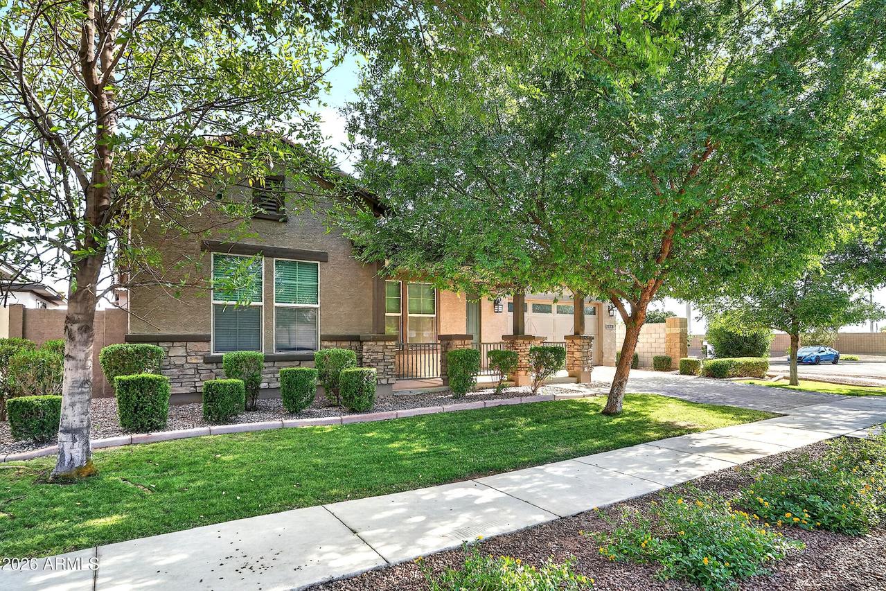 7117 E Peralta Cir., Mesa, AZ 85212