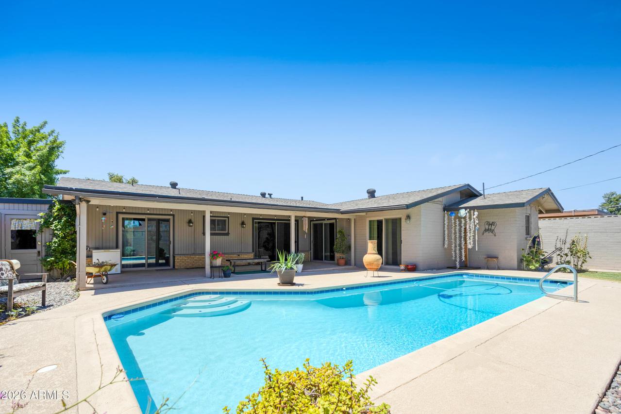 864 W Tulsa St., Chandler, AZ 85225