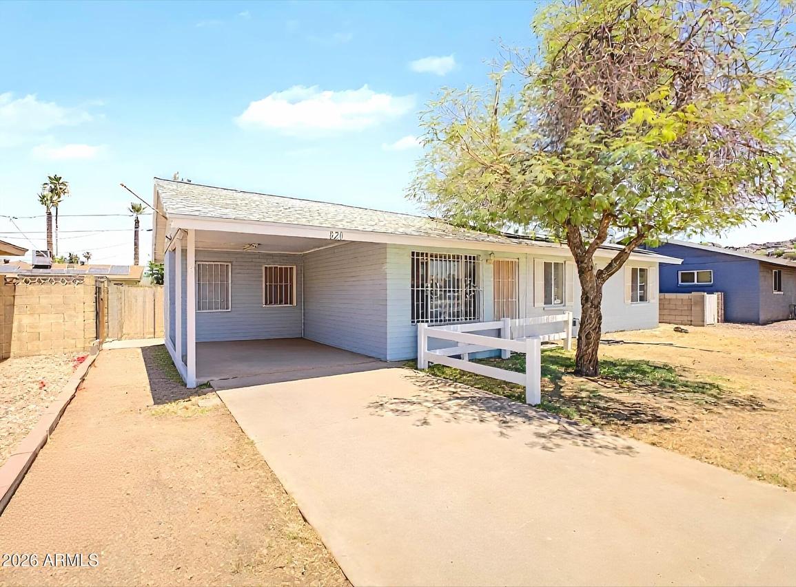820 E Butler Dr., Phoenix, AZ 85020