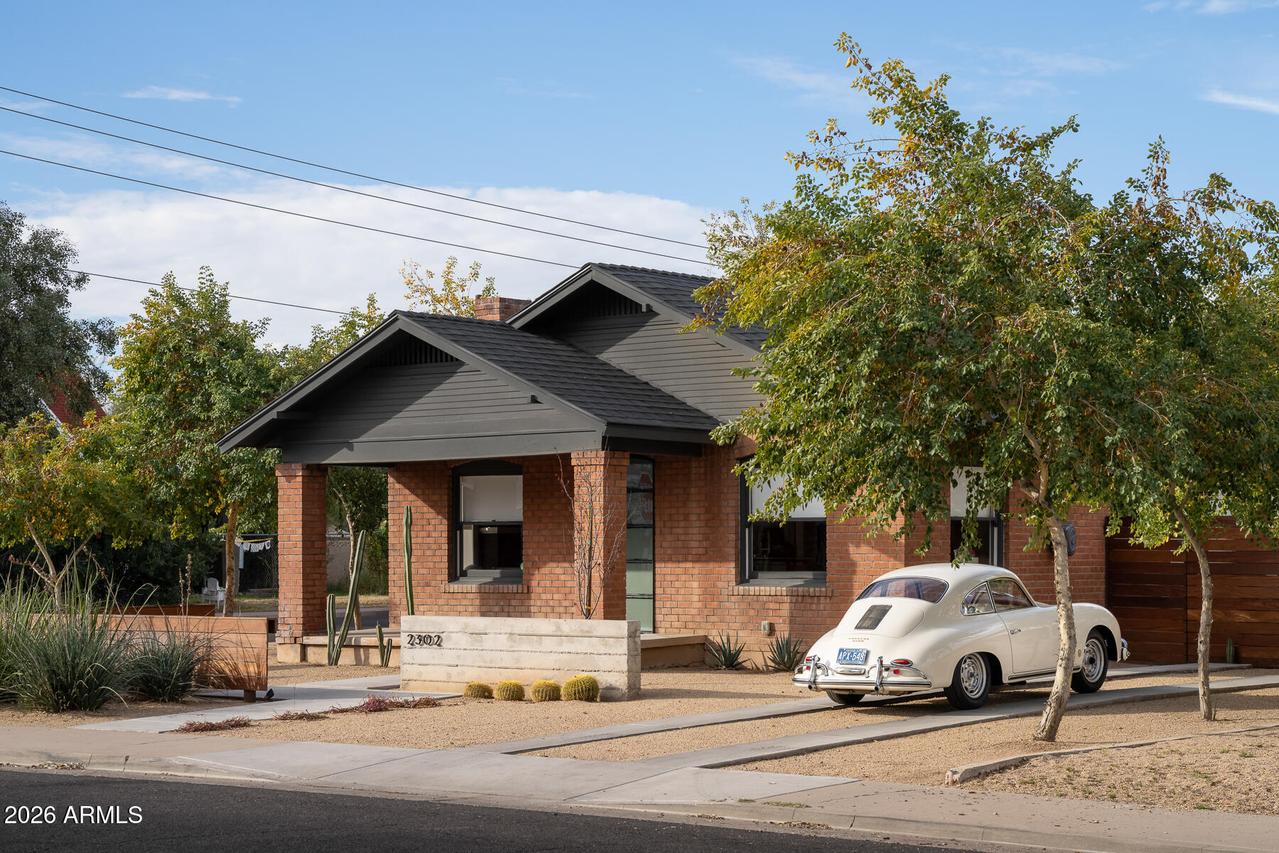 2302 N 13th St., Phoenix, AZ 85006