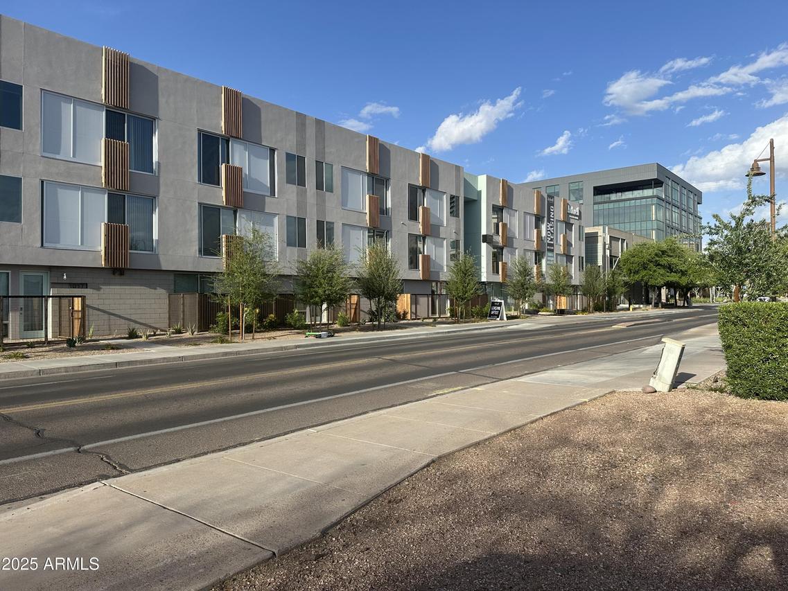 421 W 5th St., Tempe, AZ 85281