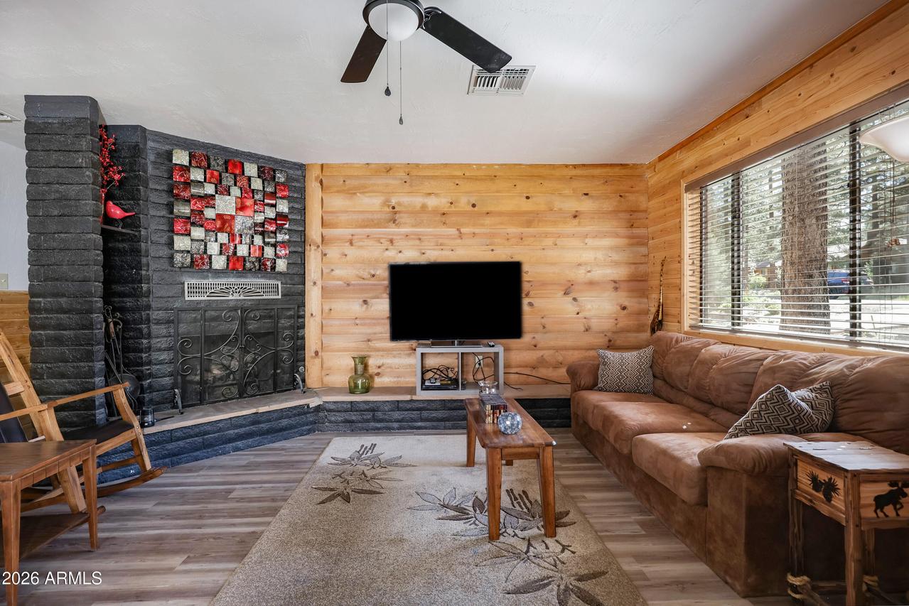840 E Caribou Rd., Munds Park, AZ 86017